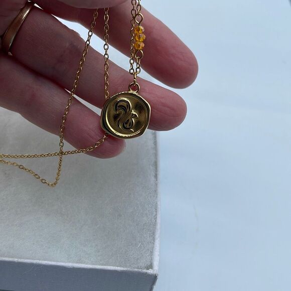 Squirrel pendent on 16” chain 1:5” extender gold colored - Picture 2 of 10